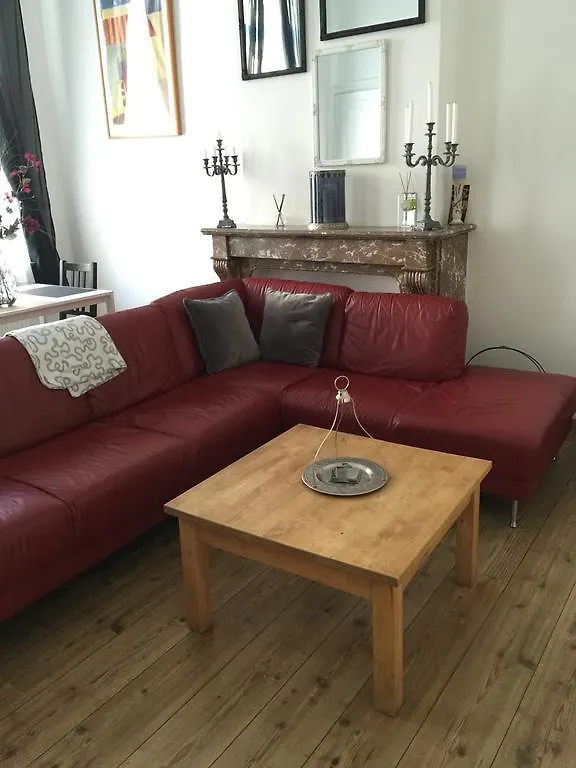 Les Gites Du Pays De Charleroi Apartmán